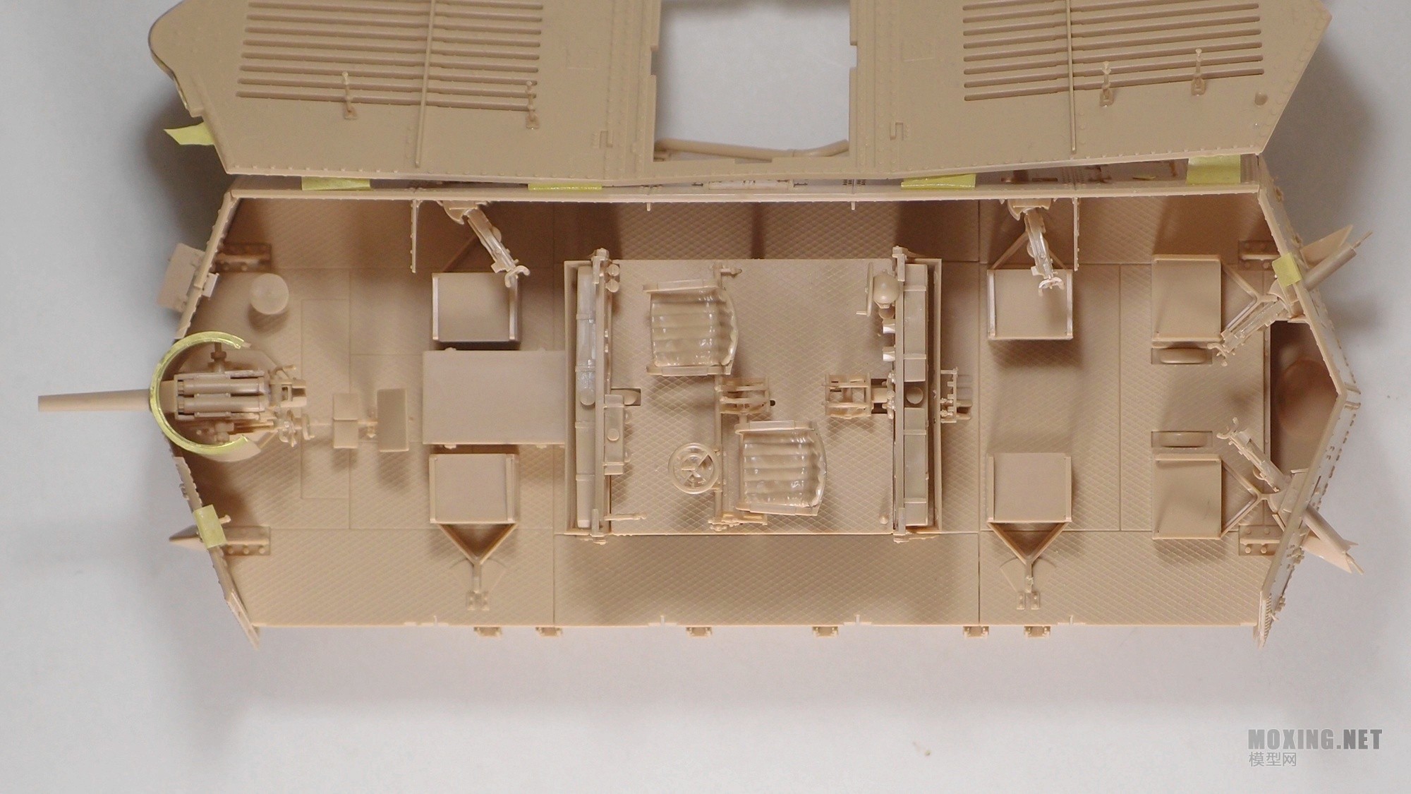 [模型网评测]MENG-1/35一战德国A7V坦克(克虏伯型)(TS-017)