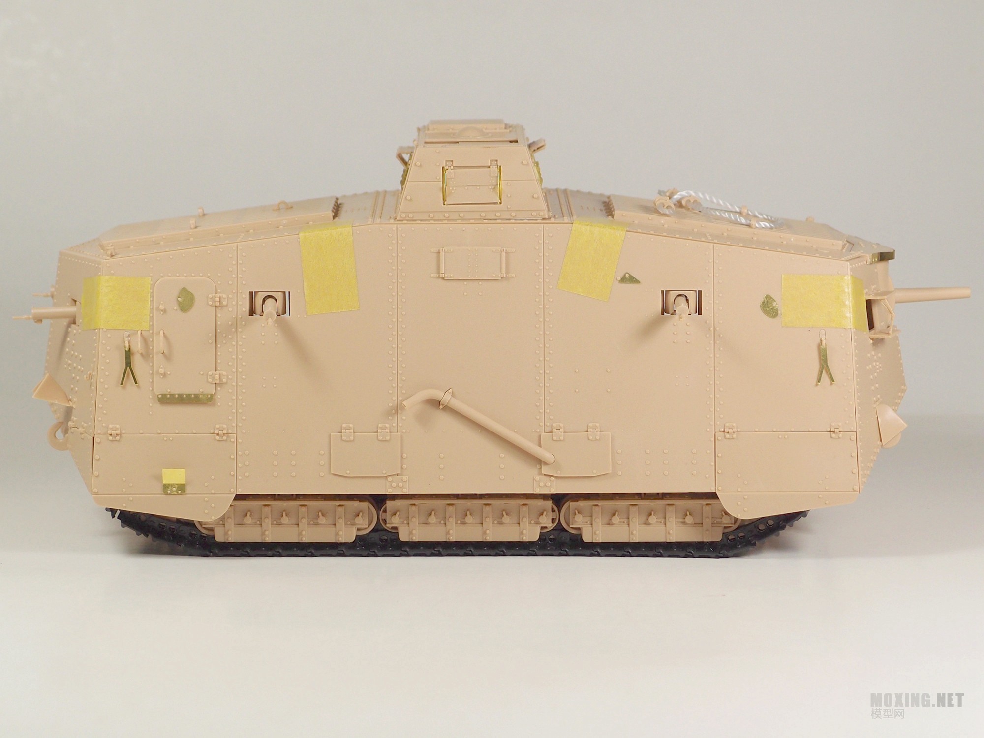 [模型网评测]MENG-1/35一战德国A7V坦克(克虏伯型)(TS-017)