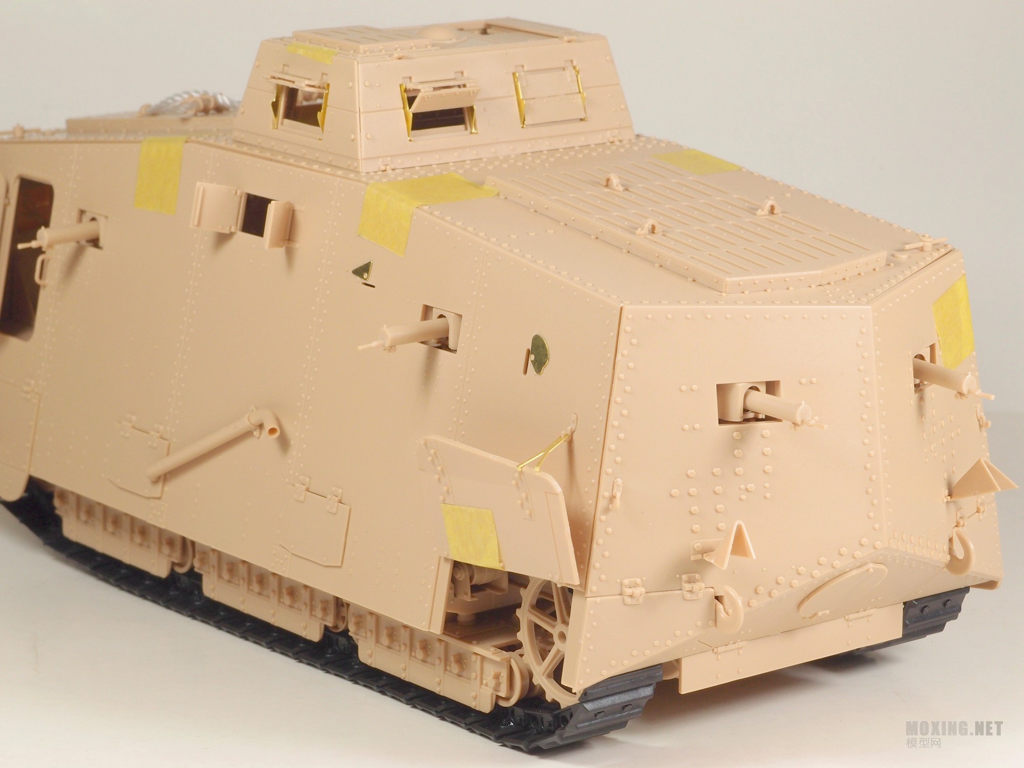 [模型网评测]MENG-1/35一战德国A7V坦克(克虏伯型)(TS-017)