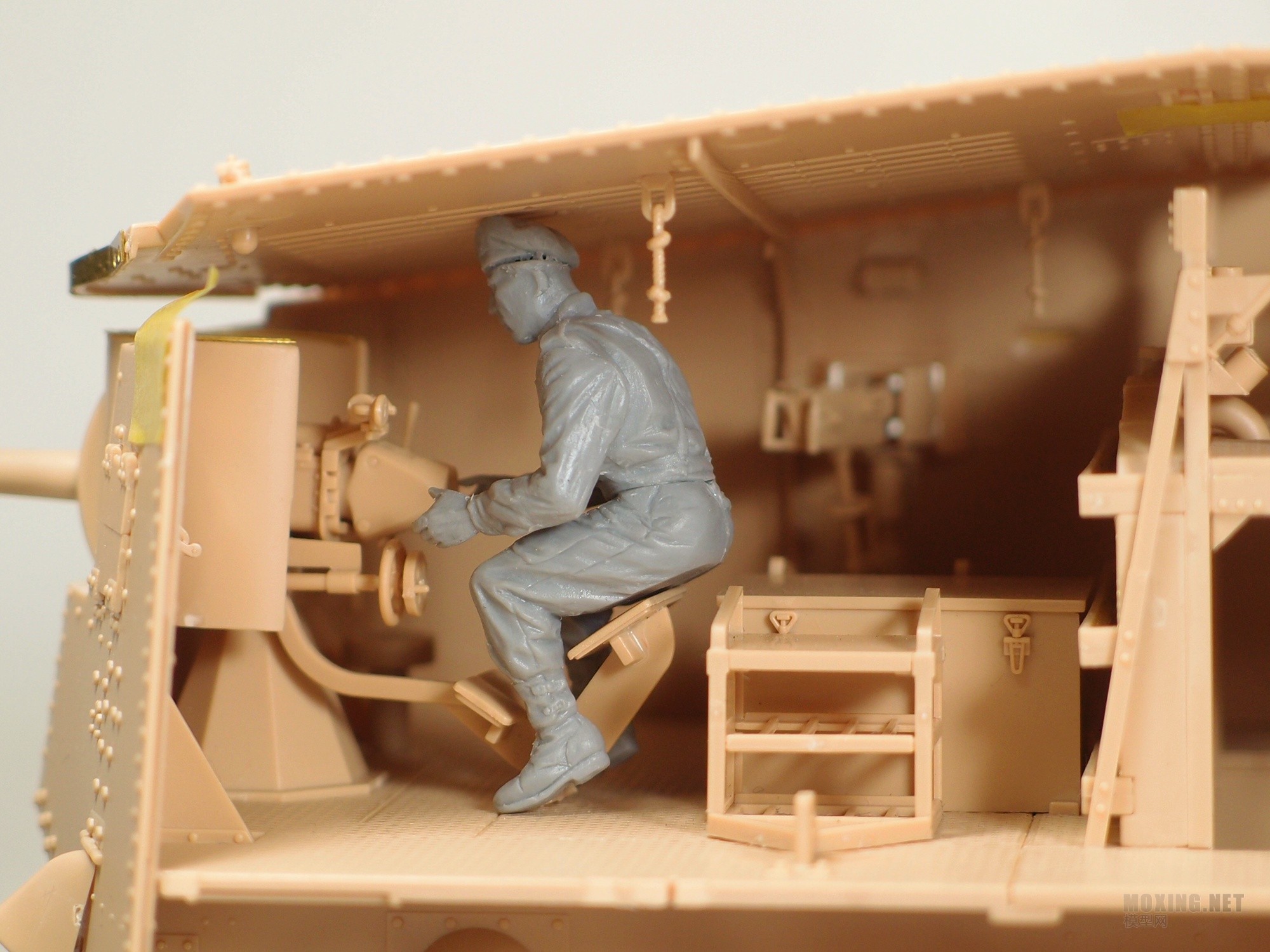 [模型网评测]MENG-1/35一战德国A7V坦克(克虏伯型)(TS-017)