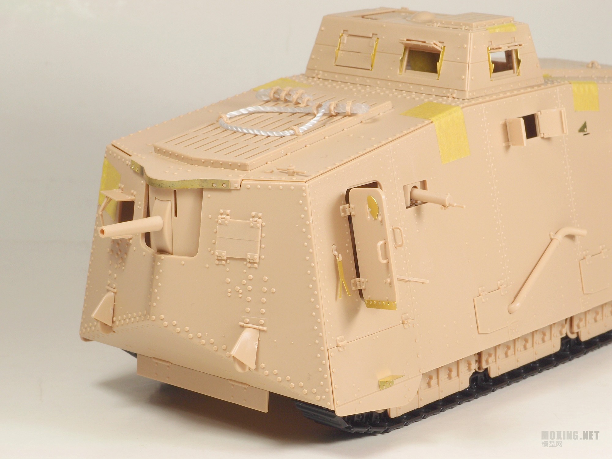 [模型网评测]MENG-1/35一战德国A7V坦克(克虏伯型)(TS-017)
