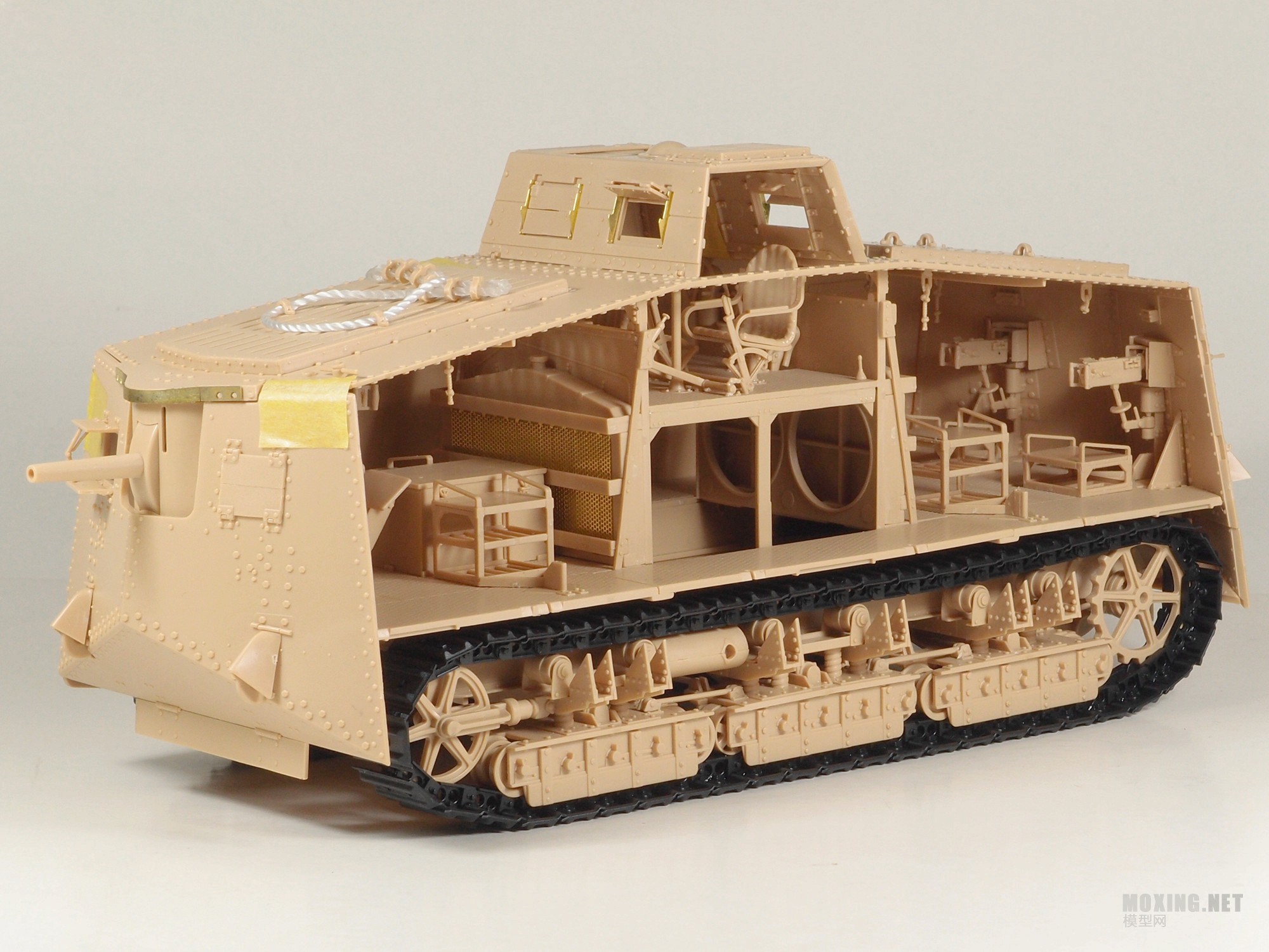 [模型网评测]MENG-1/35一战德国A7V坦克(克虏伯型)(TS-017)