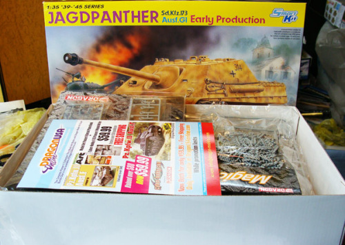 威龙-1/35德国黑猎豹G1型坦克歼击车早期型(6458)版件评测