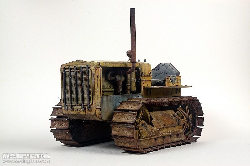 Caterpillar Tractor--履带拖拉机