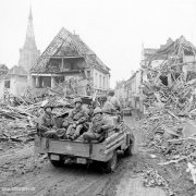 5th Armored et 261st Field Artillery... - 1945