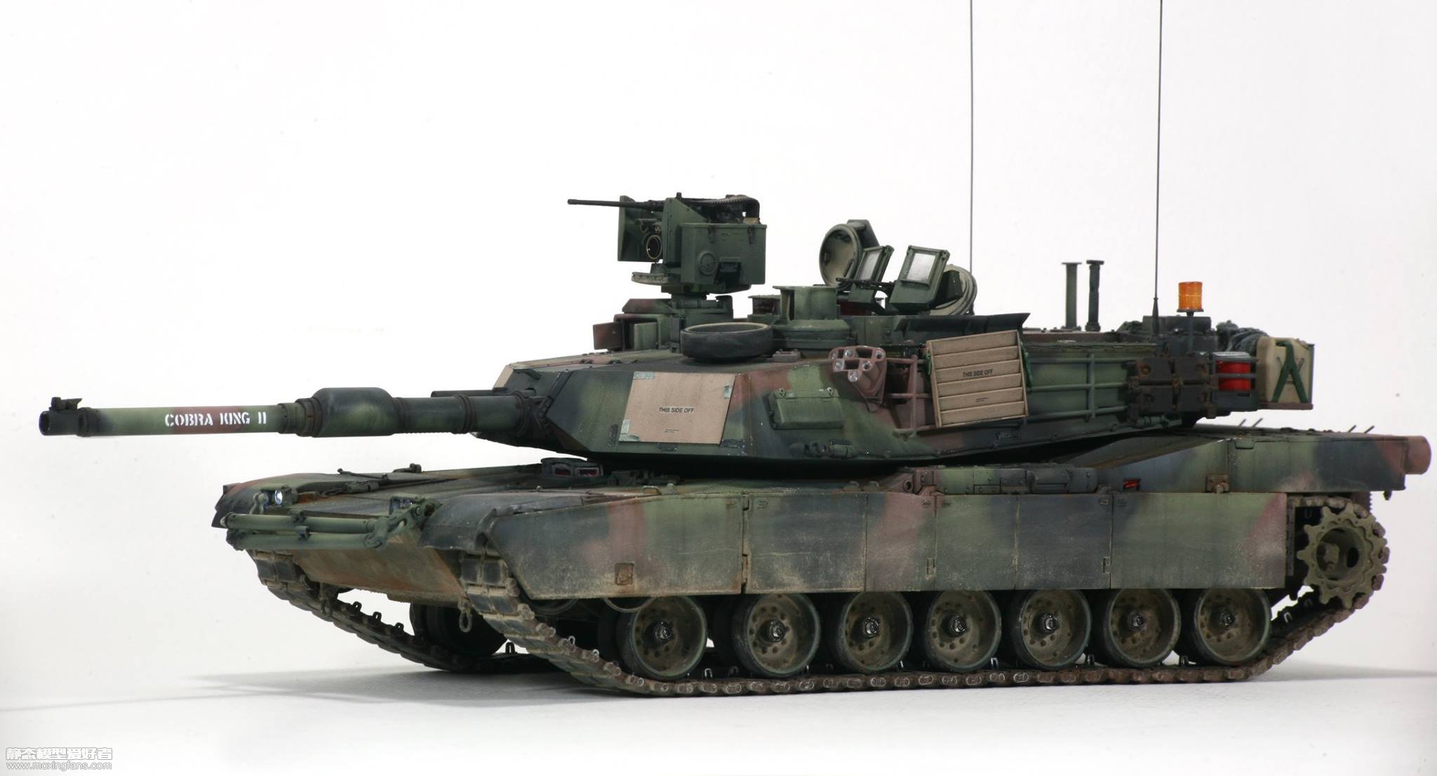 M1A2 SEP V2主战坦克(威龙)