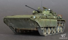 1/35 BMP-2D步兵战车（红星）
