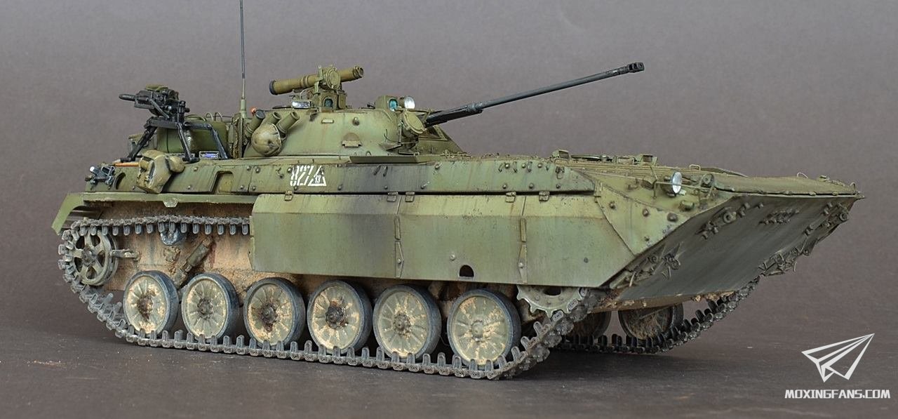 1/35 bmp-2d步兵战车(红星)