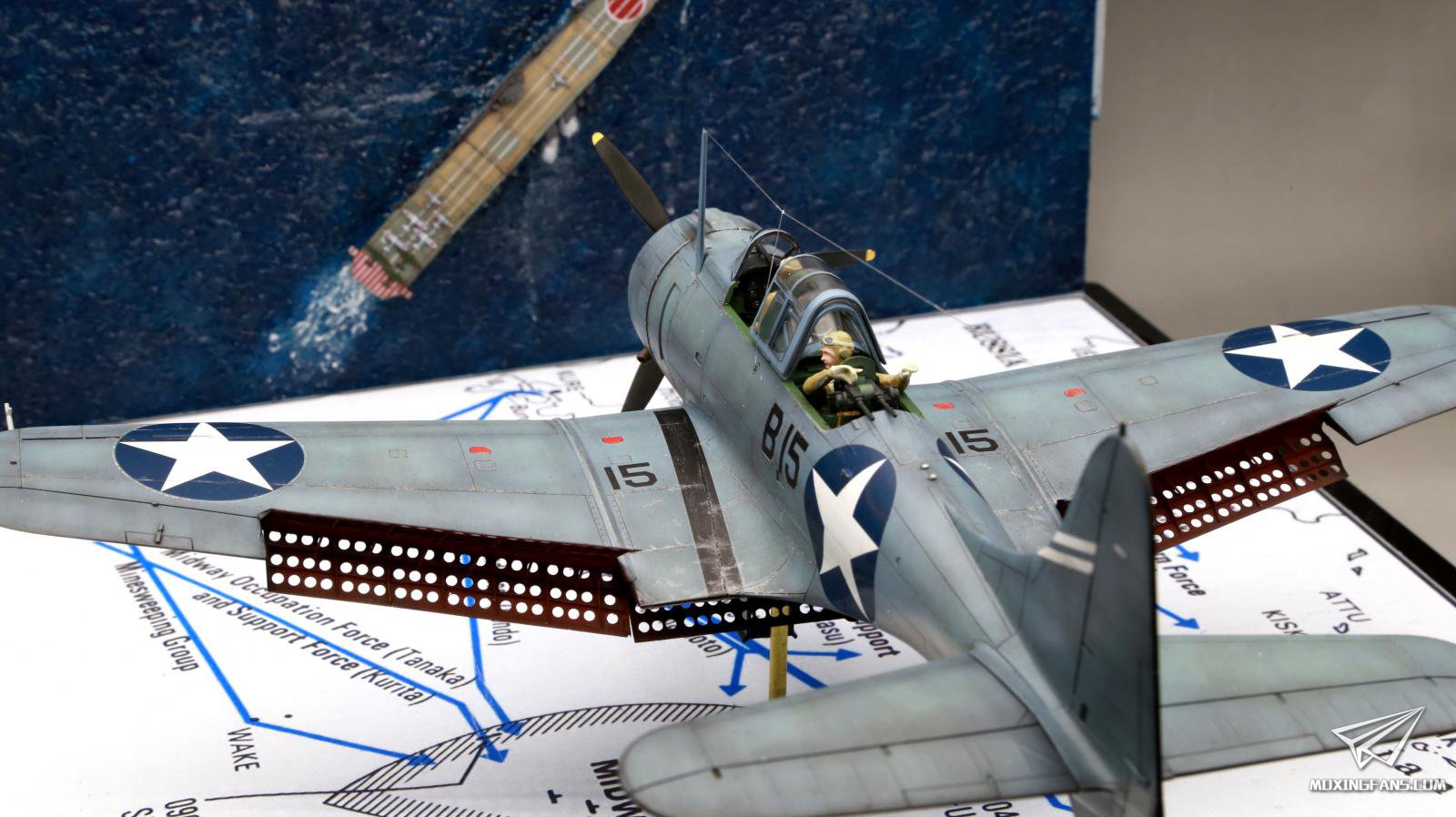 1/48 sbd-3俯冲轰炸机投弹场景(中途岛战役