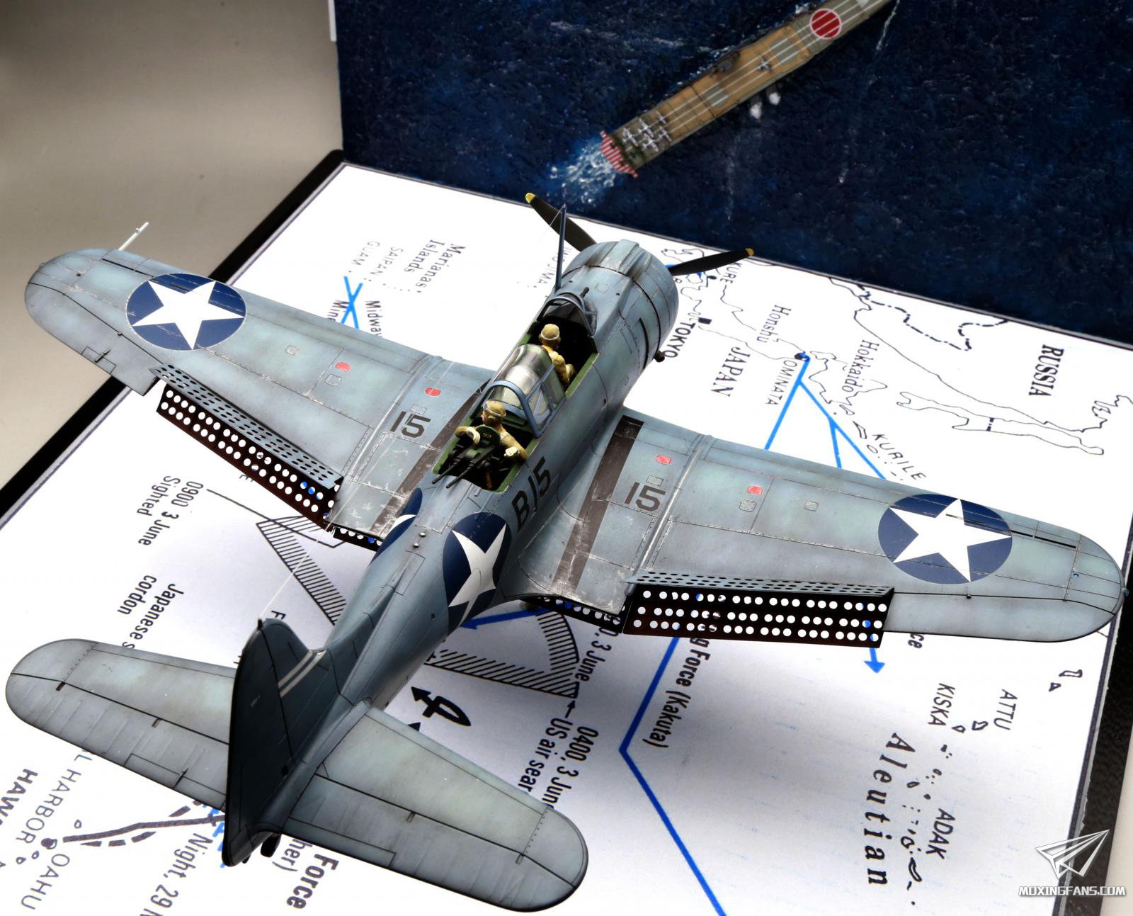 1/48 sbd-3俯冲轰炸机投弹场景(中途岛战役