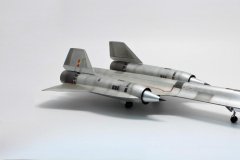 1/72 ACADEMY SR-71 BLACKBIRD