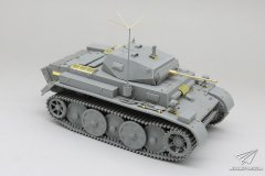 【边境 BT-018】1/35 德国二号坦克L山猫轻型坦克后期型素组评测