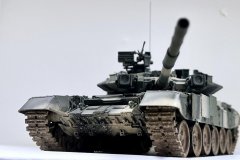 T-90A及Uran-9