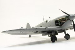 【边境 BF-004】1/35 喷火 MK.Vb 战斗机素组评测