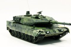 1/35 HOBBYBOSS Danish Leopard 2A5DK