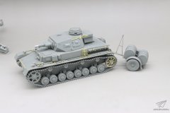 [威龙 6402]1/35 四号E型喷火坦克带油罐车素组测评