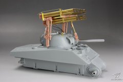 【蘭模型 LM35001&LM35002】1/35 T34风琴多管火箭炮关于前支撑杆加强更新